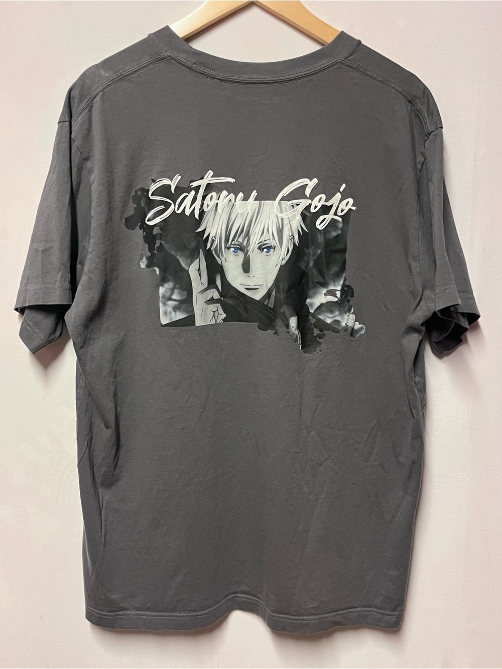 Uniqlo UT Archive Jujutsu Kaisen Satoru Gojo Graphic T Shirt XL Grey Anime